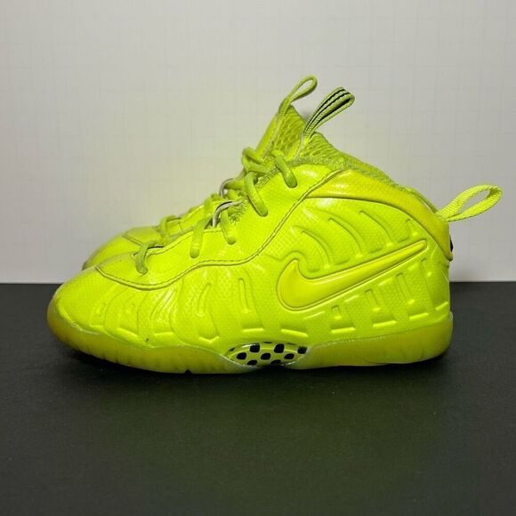 Toddlers NIKE Little Posite One Volt Sneakers / Size 9C - Picture 3 of 9